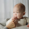 Silikonowa szczoteczka dla niemowląt do dziąseł i zębów Bickiepegs