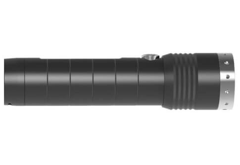 Latarka turystyczna MT14 Ledlenser