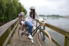 Kask rowerowy dziecięcy City Grey Bobike