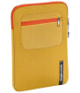 Podróżny pokrowiec na elektronikę Reveal Tablet Sleeve M yellow Eagle Creek