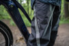 Przeciwdeszczowe spodnie rowerowe Women's Luminum Pants II black VAUDE