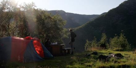 Spanie pod namiotem, czyli hotel miliongwiazdkowy